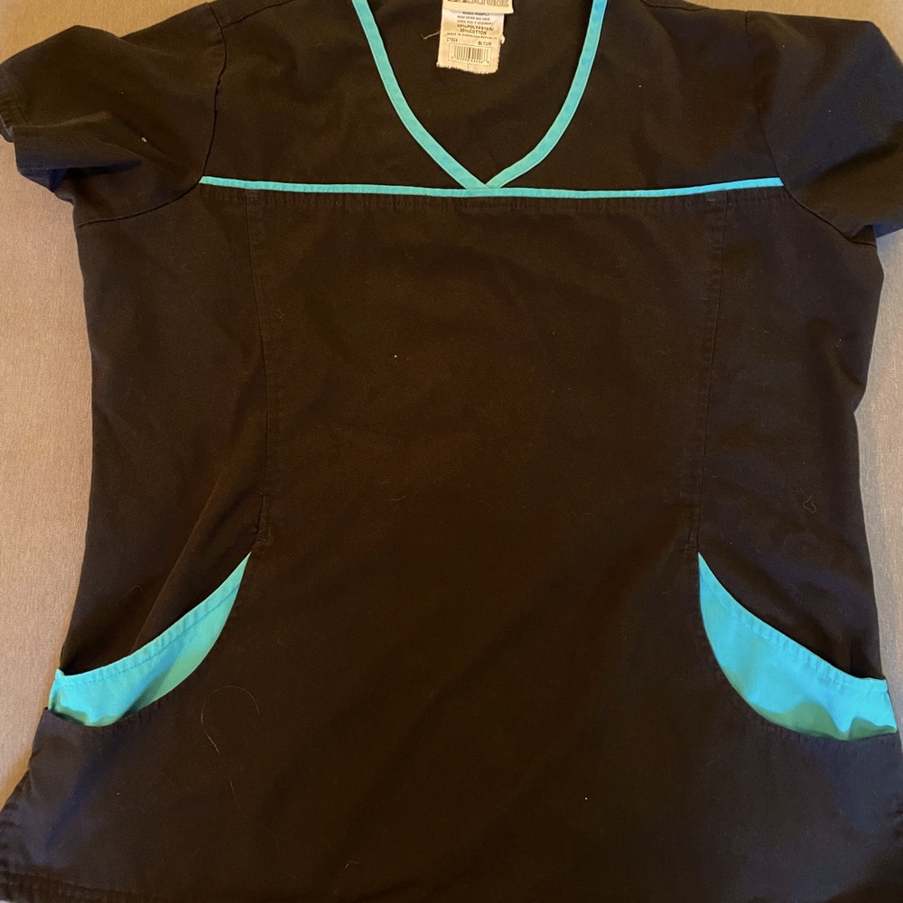 Uniform Advantage Black and Teal Women's Top